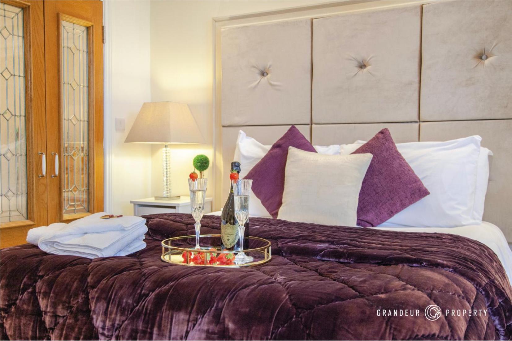 Treetop Suite By Grandeur Property Bournemouth Dış mekan fotoğraf